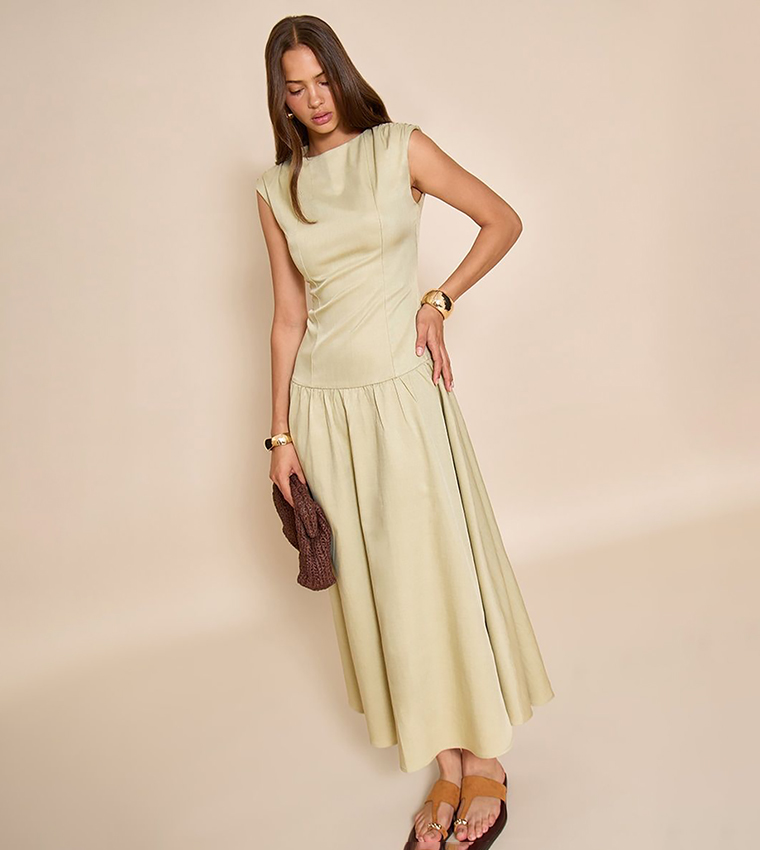 Buy PrettyLittleThing Boat Neck Dropped Waist Maxi Dress In Green |  6thStreet Qatar