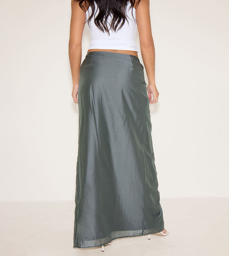 تنورة ماكسي ساتان لف 