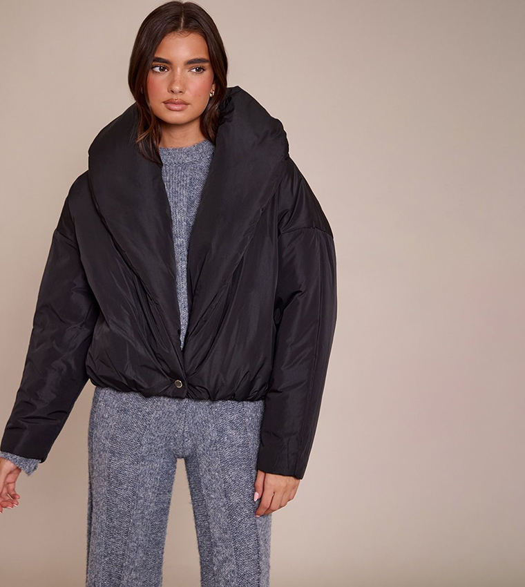 جاكيت بفر بياقة 