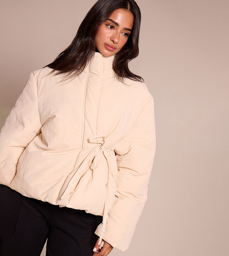 جاكيت مبطن بياقة عالية للمقاسات الصغيرة 