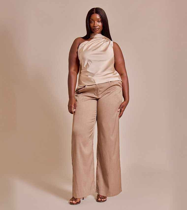 توب ساتان للمقاسات الصغيرة 