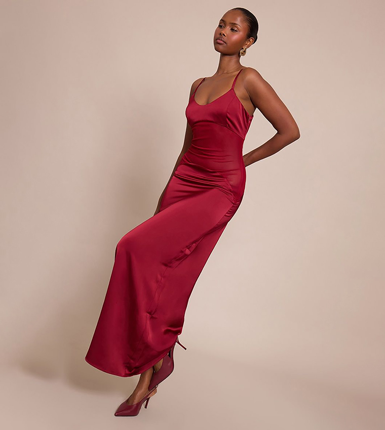 فستان ماكسي ساتان بياقة سكوب