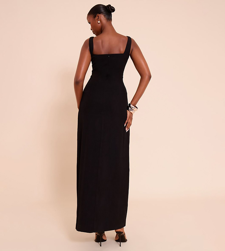 Solid Scoop Neck Midaxi Dress