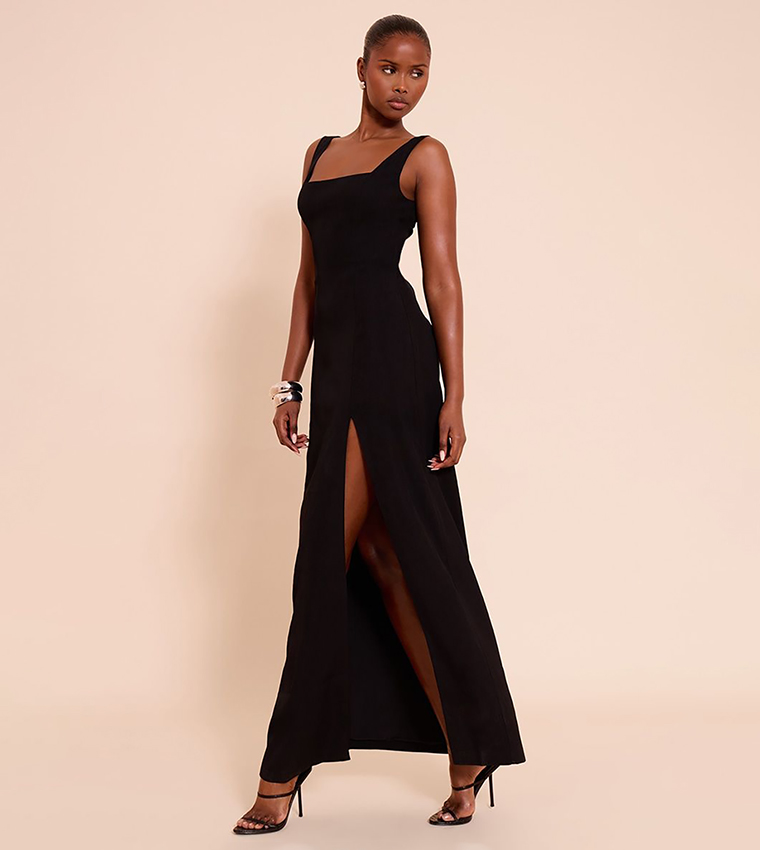 Solid Scoop Neck Midaxi Dress