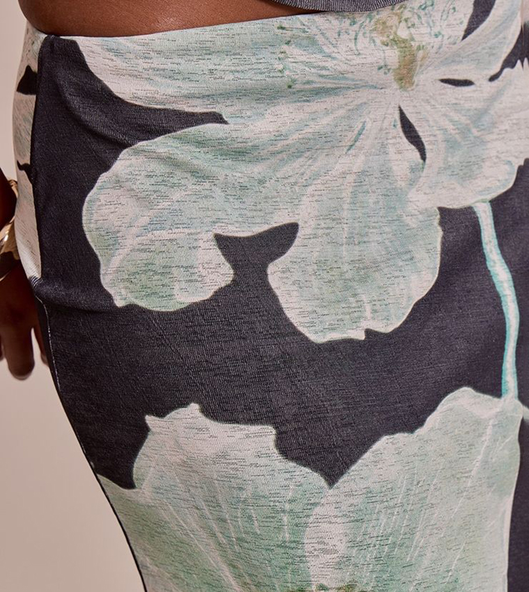 Floral Print Onion Skin Low Rise Maxi Skirt