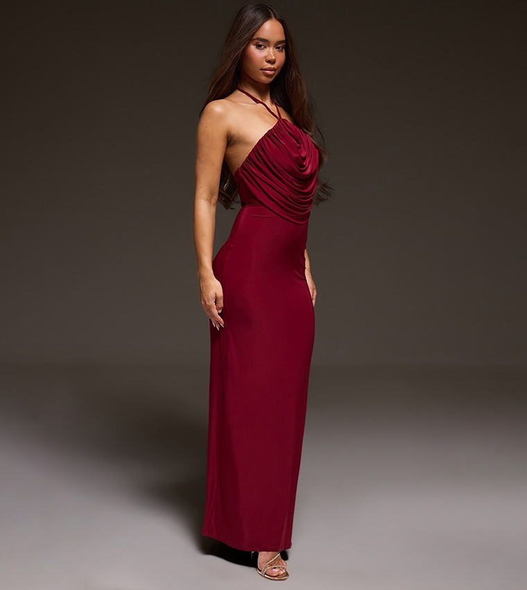 فستان ماكسي بياقة هالتر