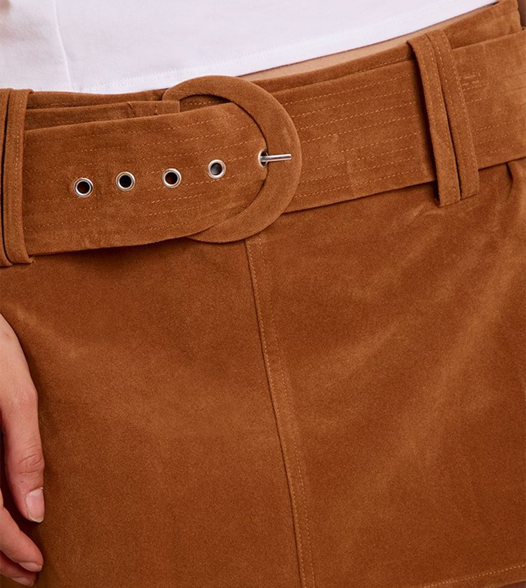 تنورة ميني شامواه بحزام