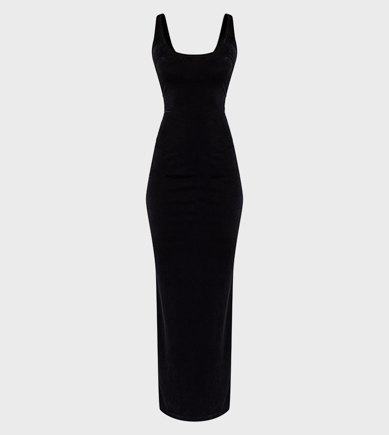 فستان ماكسي مخمل بياقة سكوب 