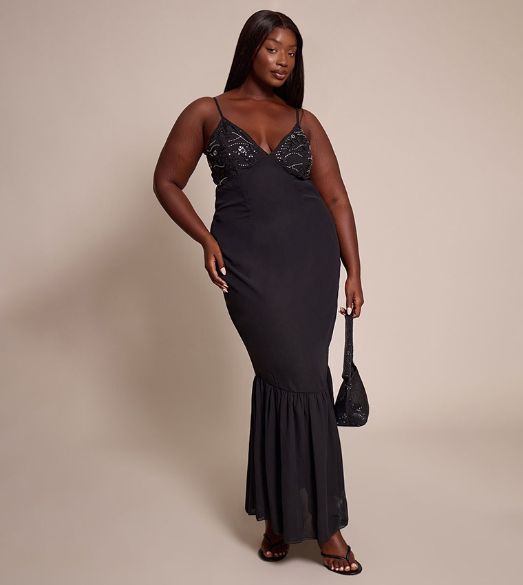 Buy PrettyLittleThing Curve Embellished Detail Maxi Dress In Black |  6thStreet Qatar