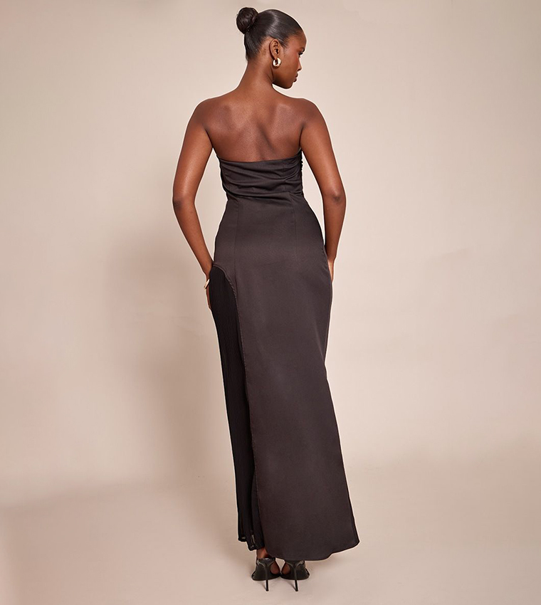 Solid Pleated Detail Maxi Dress