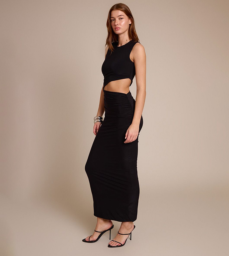 فستان ماكسي بفتحة 