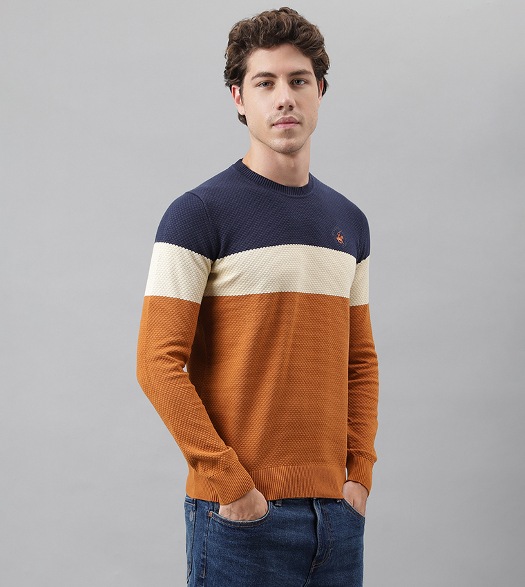 Long sleeve store sweater shirt