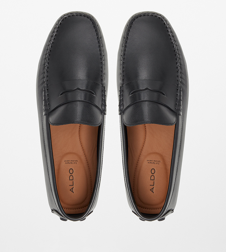 MACKAY Slip-On Loafers