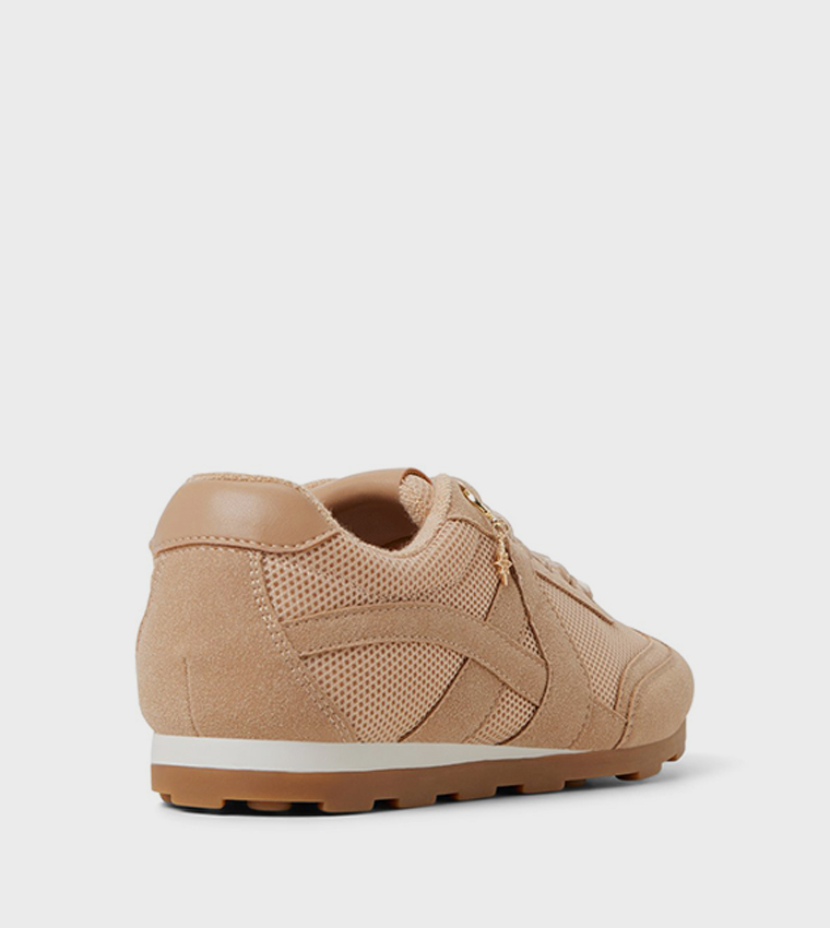 MAEVYN Lace Up Sneakers