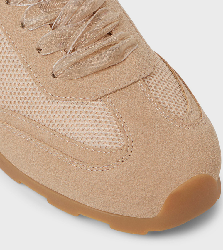 MAEVYN Lace Up Sneakers