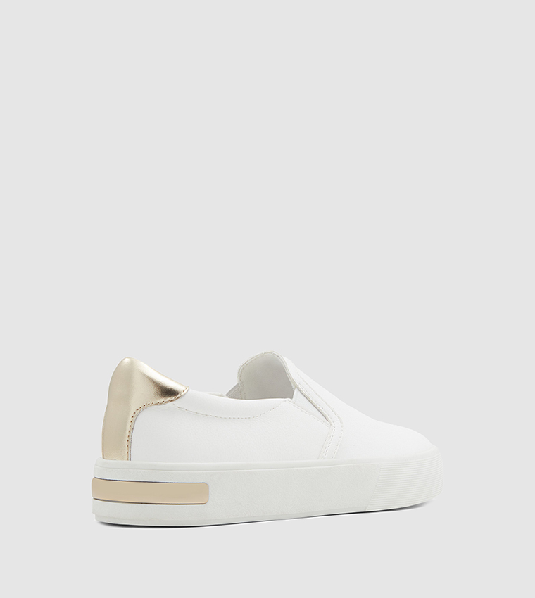 Buy Call It Spring MAGGY Flatform Low Top Loafers In White