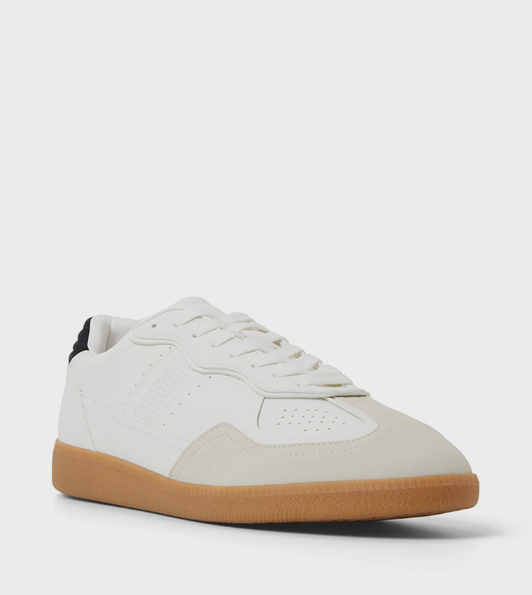 MAHALO Lace-Up Sneakers