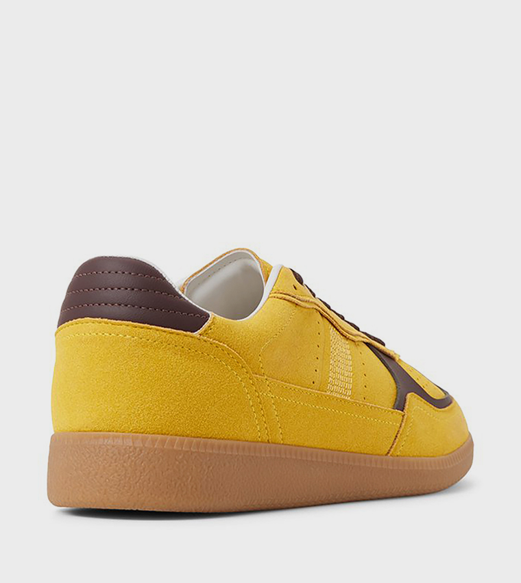 MAHALO Lace-Up Sneakers