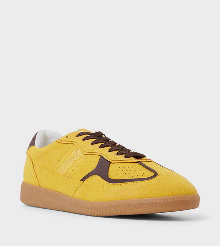 MAHALO Lace-Up Sneakers