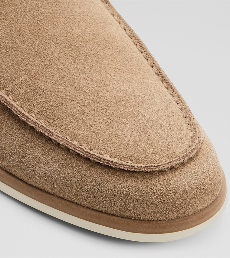 MARINER Solid Loafers