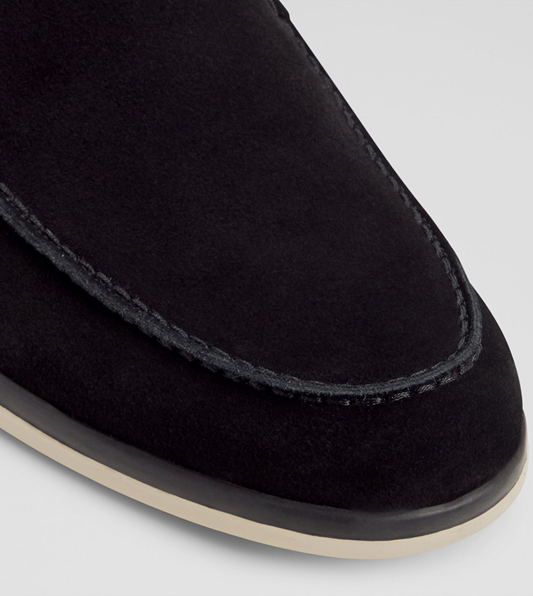 MARINER Solid Loafers