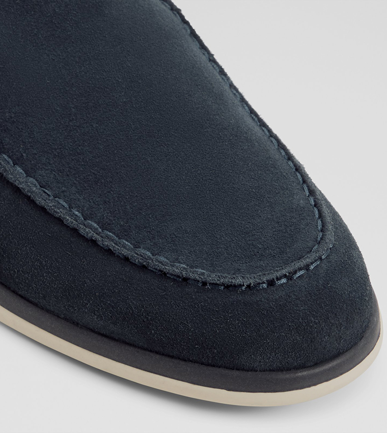 MARINER Solid Loafers