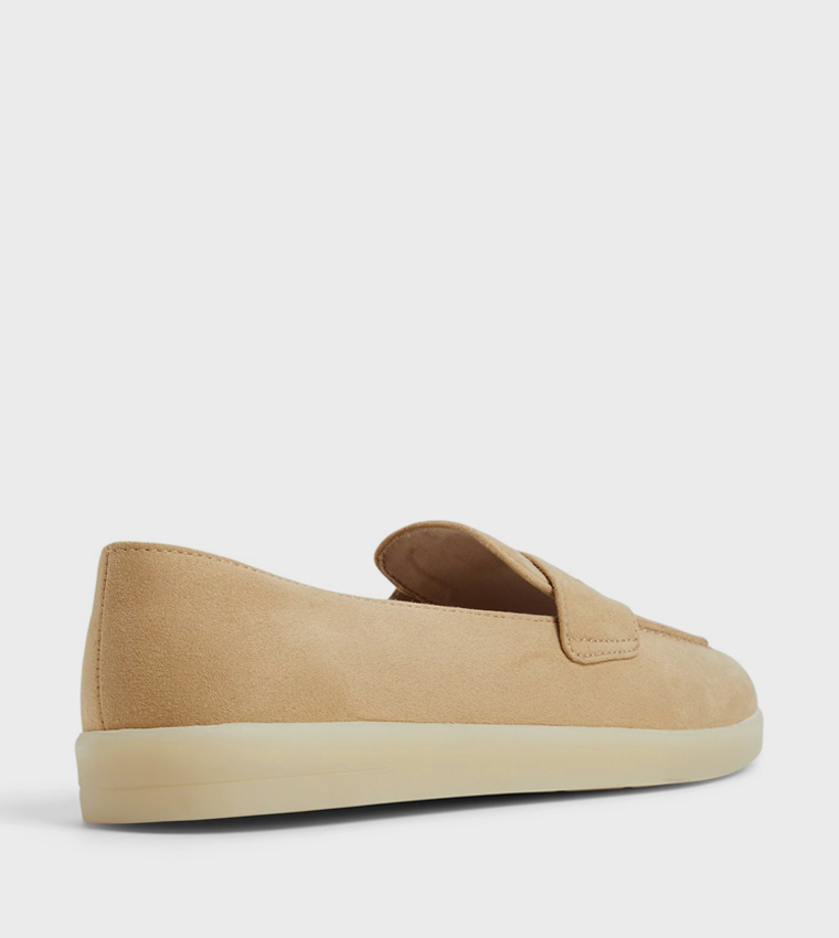 MARIS Textured Loafers