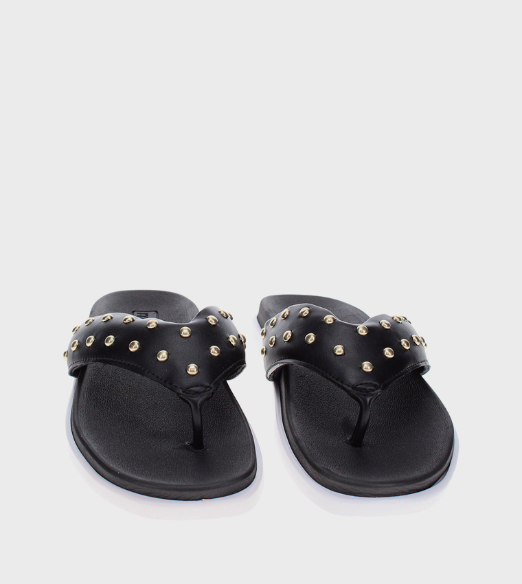 QAEST Studded Casual Sandals