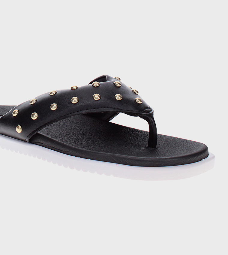 QAEST Studded Casual Sandals