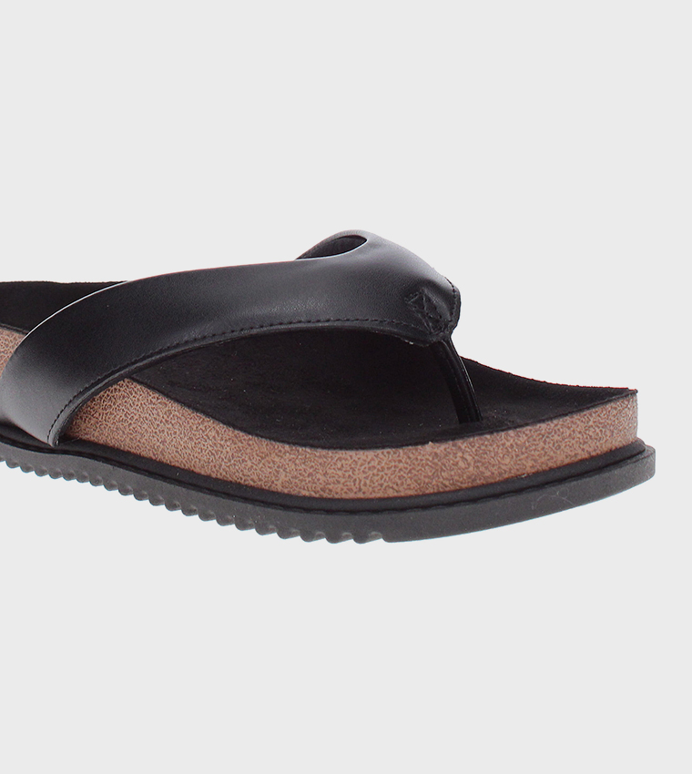 DAEDALUS Thong-Strap Casual Sandals