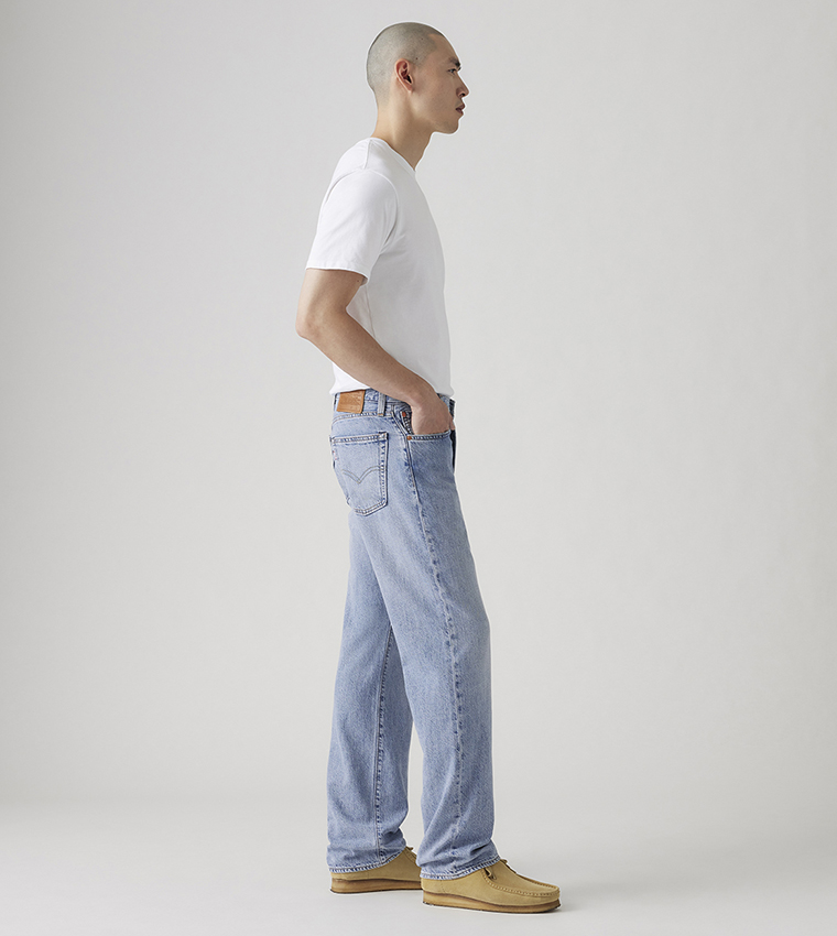 555™ Lightweight Straight Fit Jeans