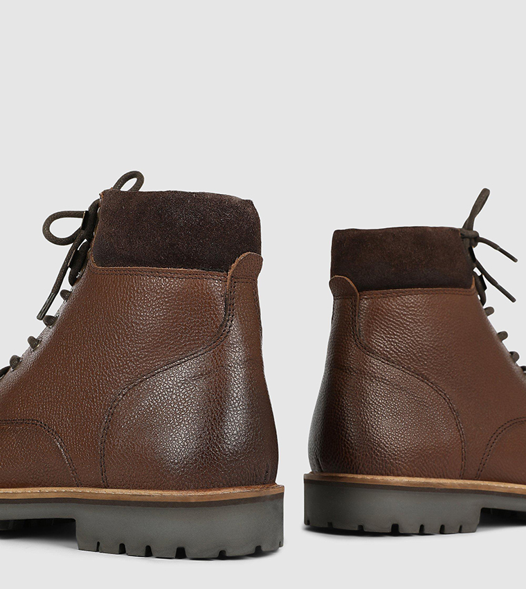 Buy Mantaray Finley Leather Chunky Apron Front Boots In Brown 6thStreet Qatar