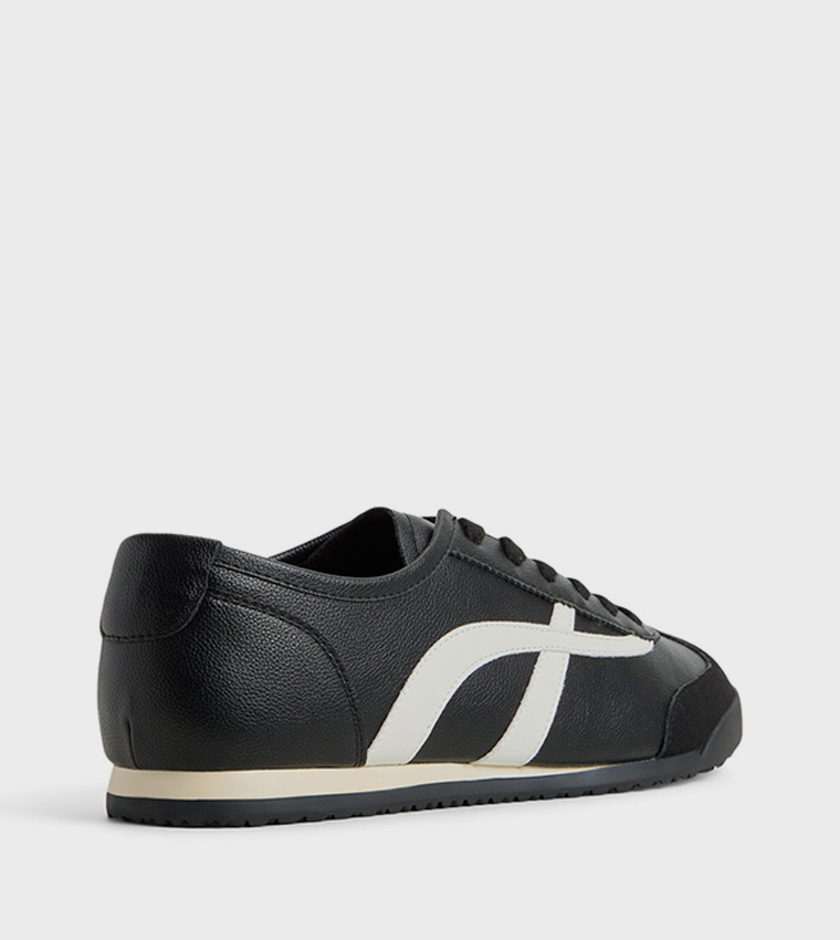 MESSICK Lace-Up Sneakers