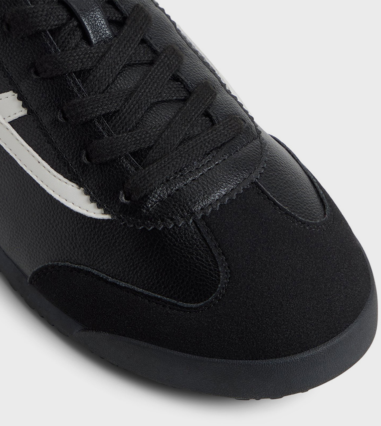 MESSICK Lace-Up Sneakers