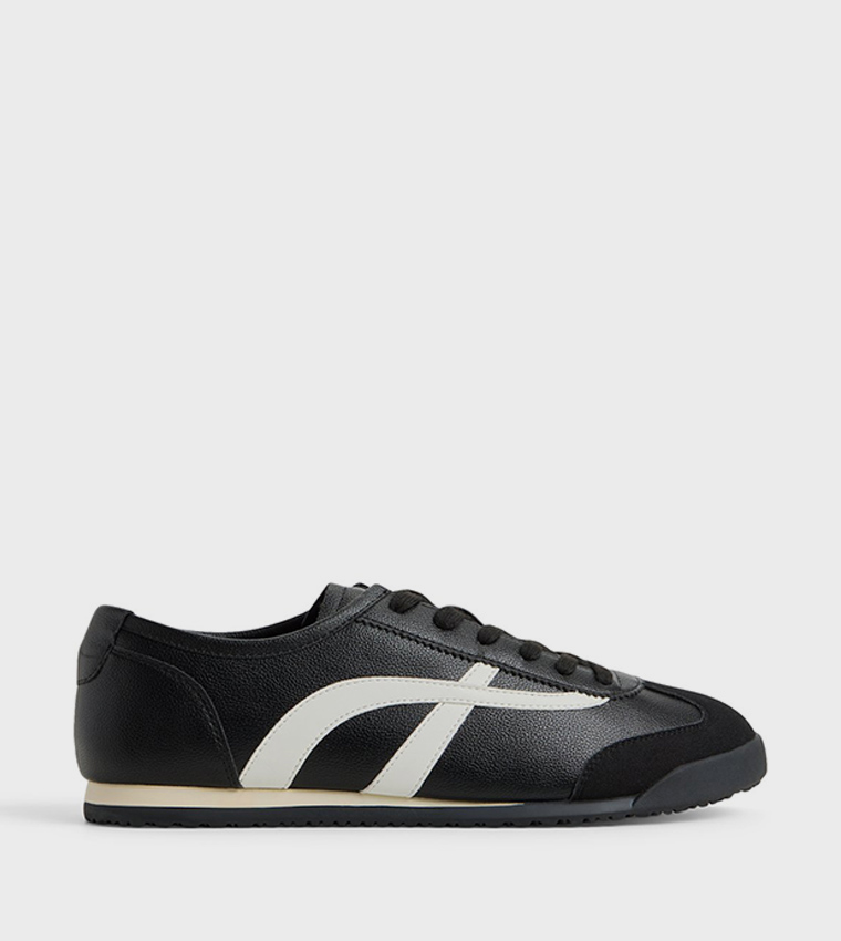 MESSICK Lace-Up Sneakers