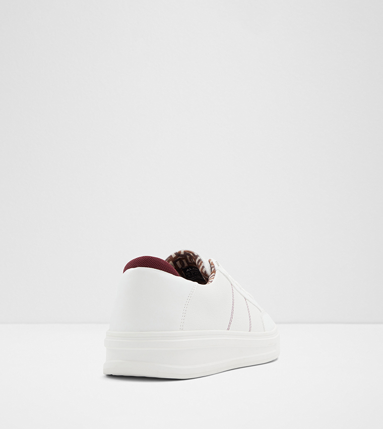 MIDCOURT Lace-Up Sneakers