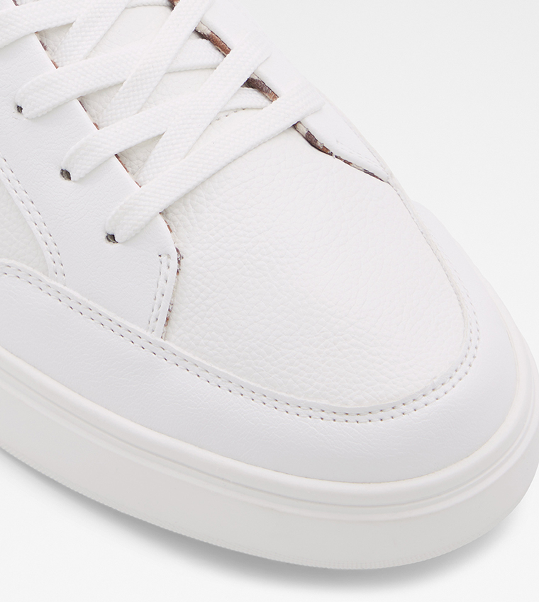 MIDCOURT Lace-Up Sneakers