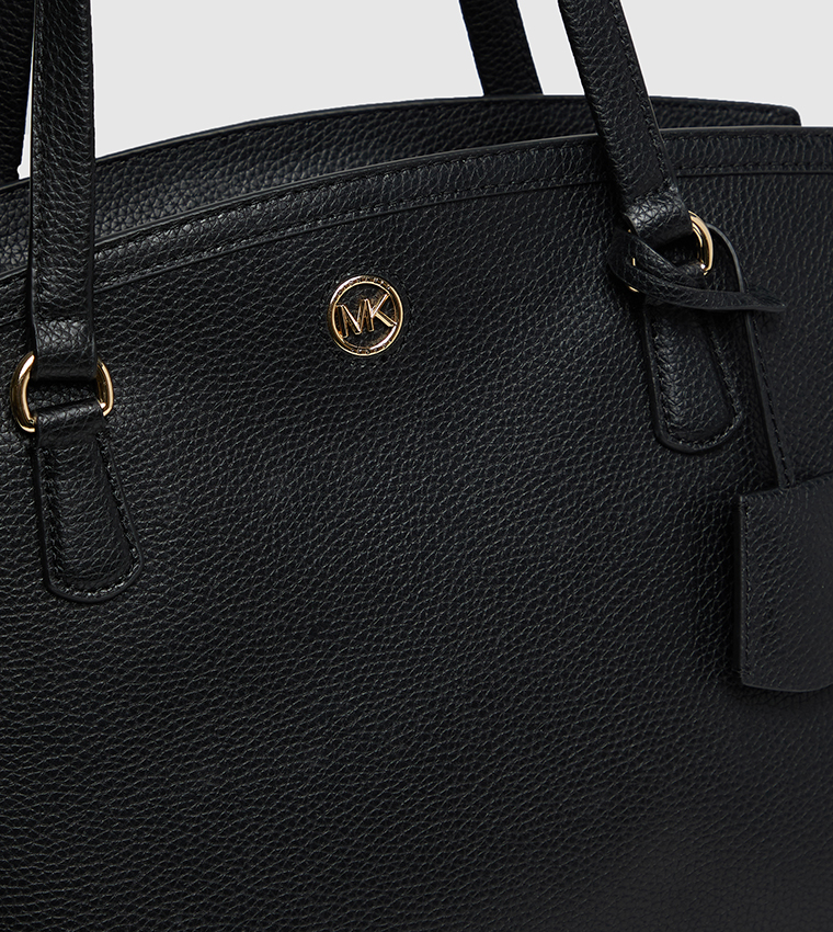 Textured Zippered Tote Bag
