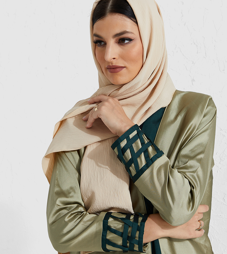 Colour Block Regular Sleeves  Taffeta Abaya 