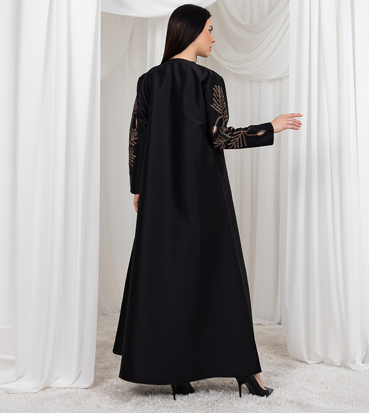 عباية زفاف ساتان مطرزة
