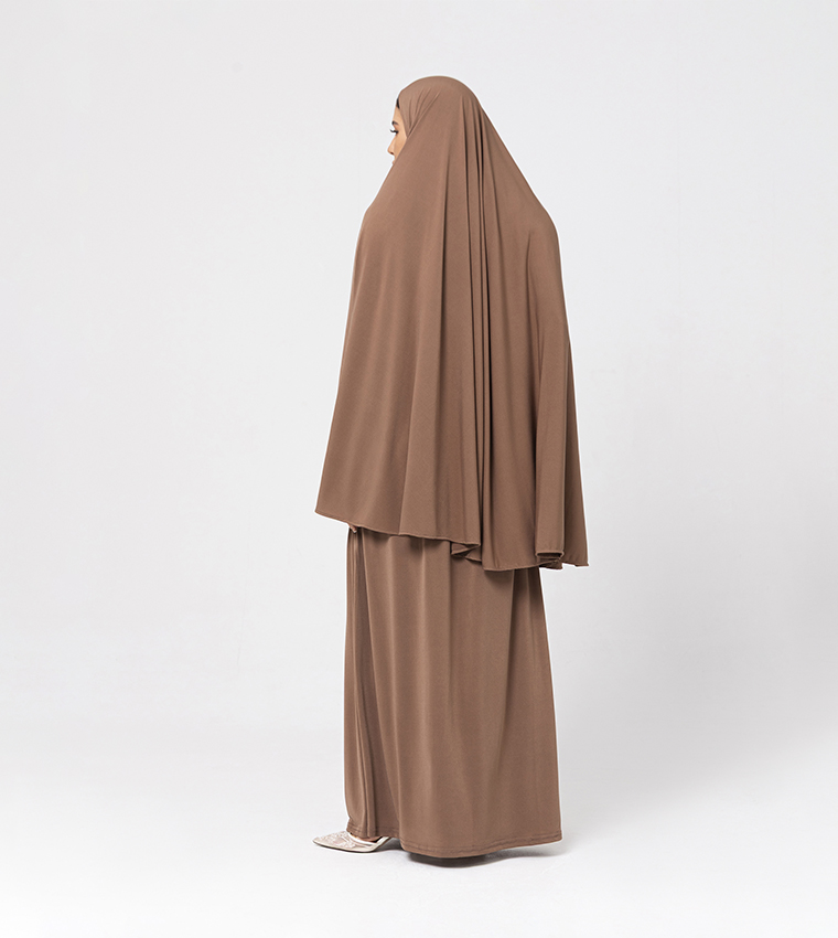 طقم عباية وحجاب سادة  