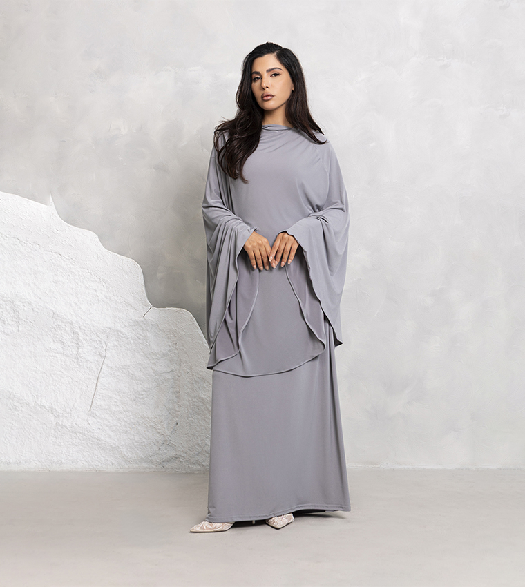طقم عباية وحجاب سادة  