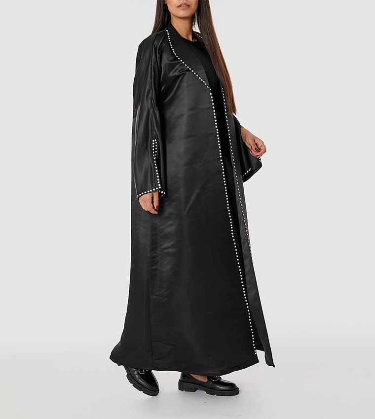 عباية بياقة شال مزينة بالخرز