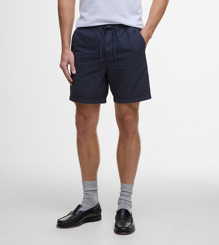Drawstring Waist Relaxed Fit Seersucker Shorts