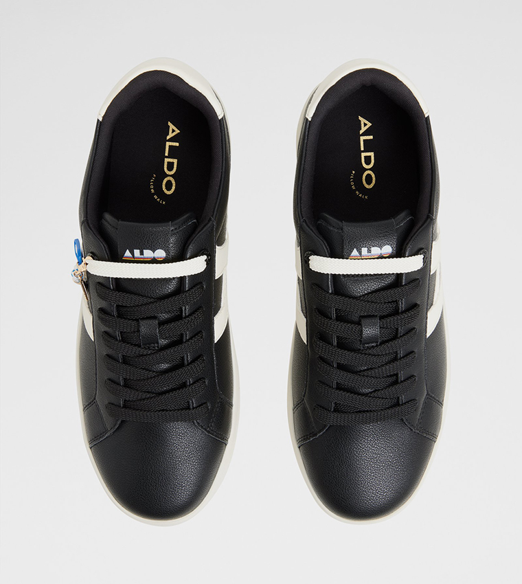 MTL72 Patterned Low-Top Sneakers
