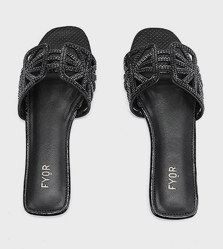 Embellished Open Toe Flat Sandals