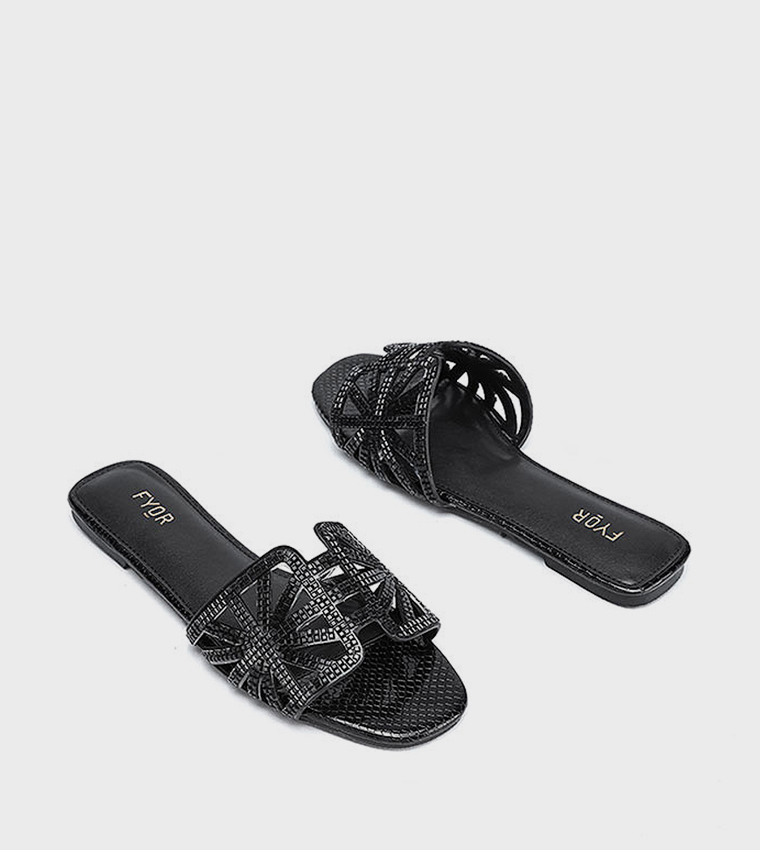 Embellished Open Toe Flat Sandals