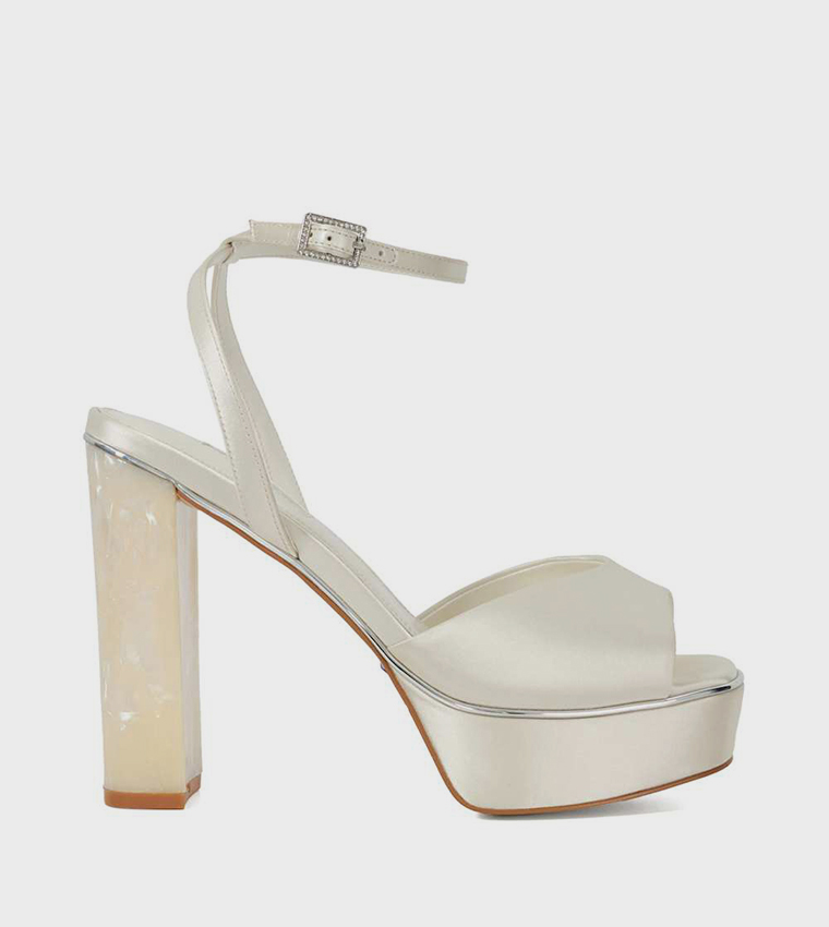 MYMUSE Ankle Strap Block Heel Sandals