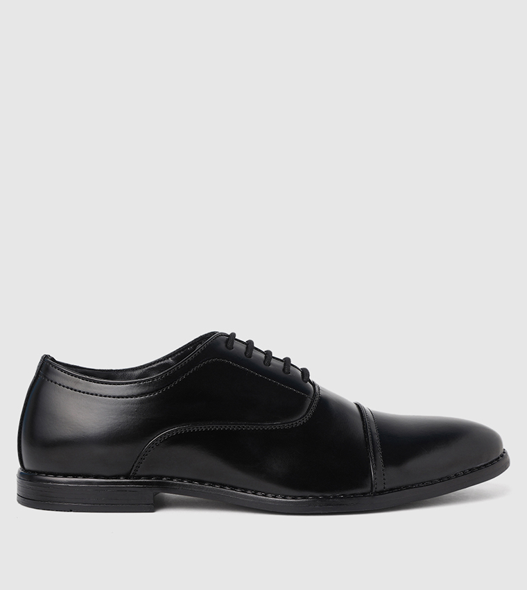 Plain black hot sale oxford shoes