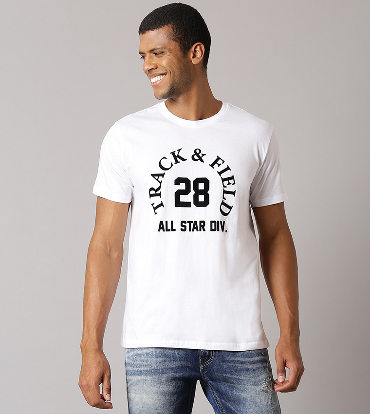 White graphic outlet t shirt